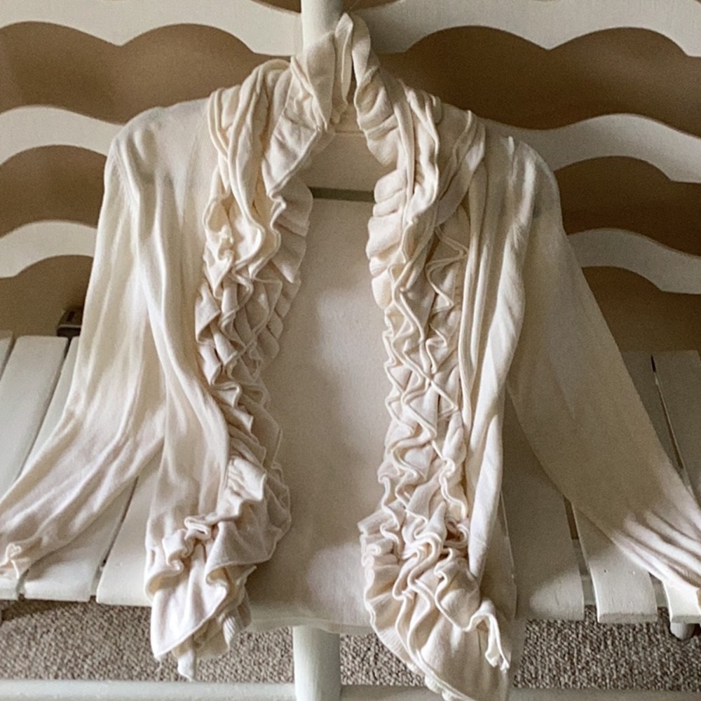 Ivory Ruffle Cardigan Small EUC Long Sleeve Lightweight Like New